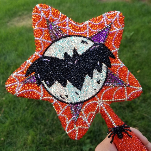 🆕️Jeffree Star, Custom Glow Web Halloween Mirror - Picture 4 of 16